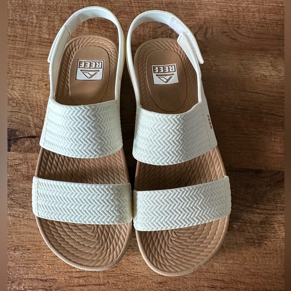 Reef Water Vista - Picture 1 of 4